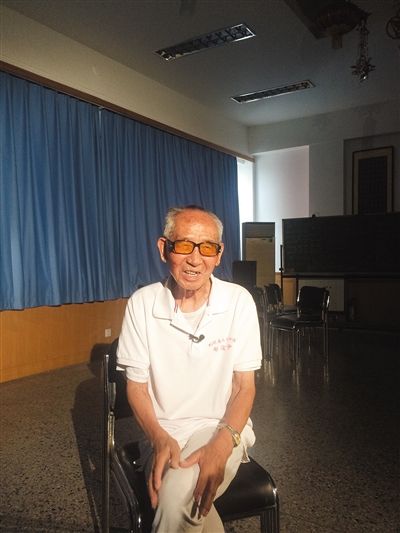 抗战老兵关福才:电台比命更重要