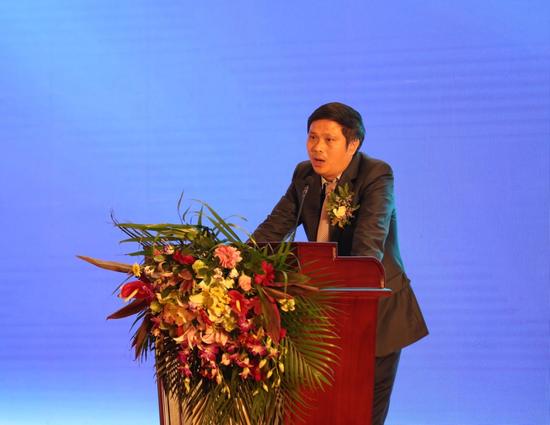 众美集团副董事长兼联席总裁吴志慧先生在开幕式发言