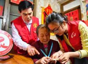 “门铃计划”温情呵护社区老人
